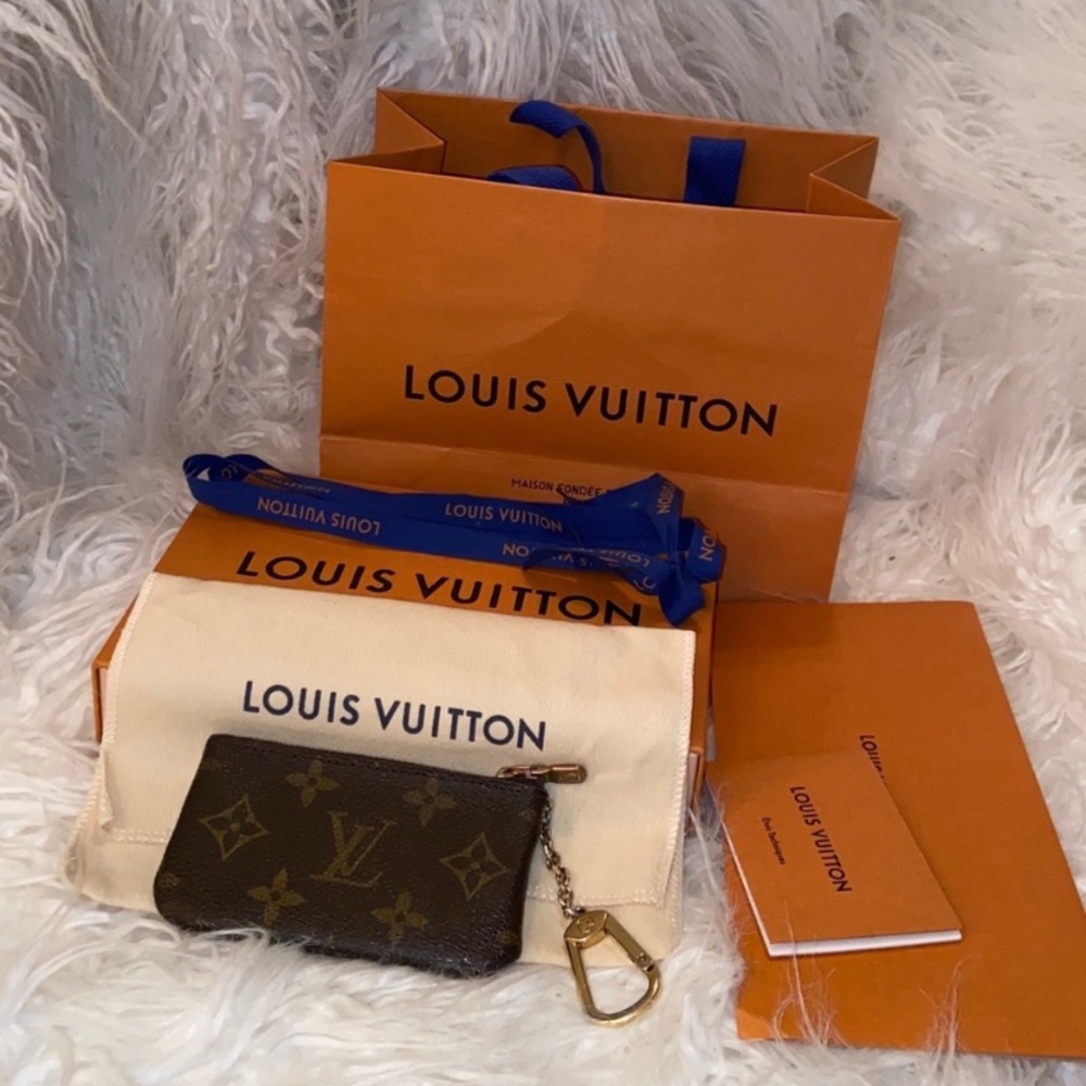 Louis Vuitton Key pouch